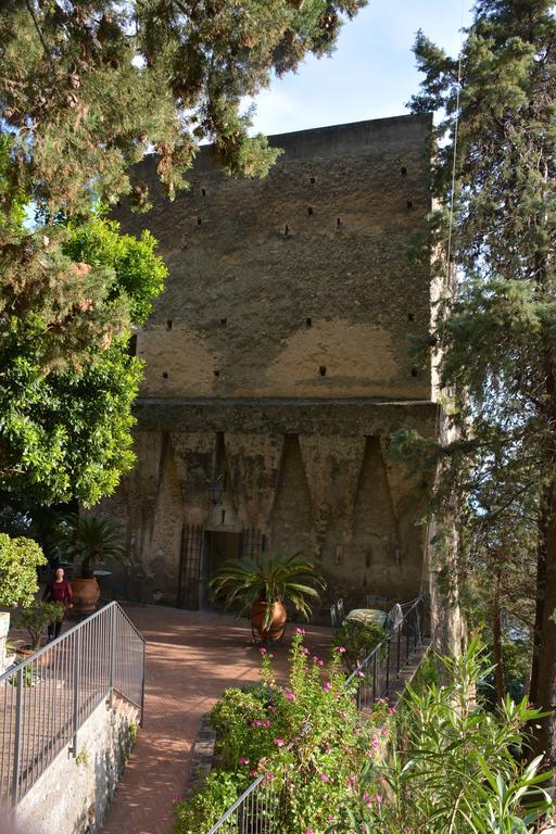 Torre Di Cesare Hotel Maiori Exterior photo