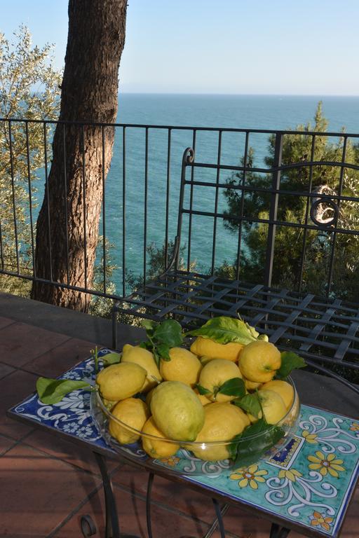 Torre Di Cesare Hotel Maiori Exterior photo